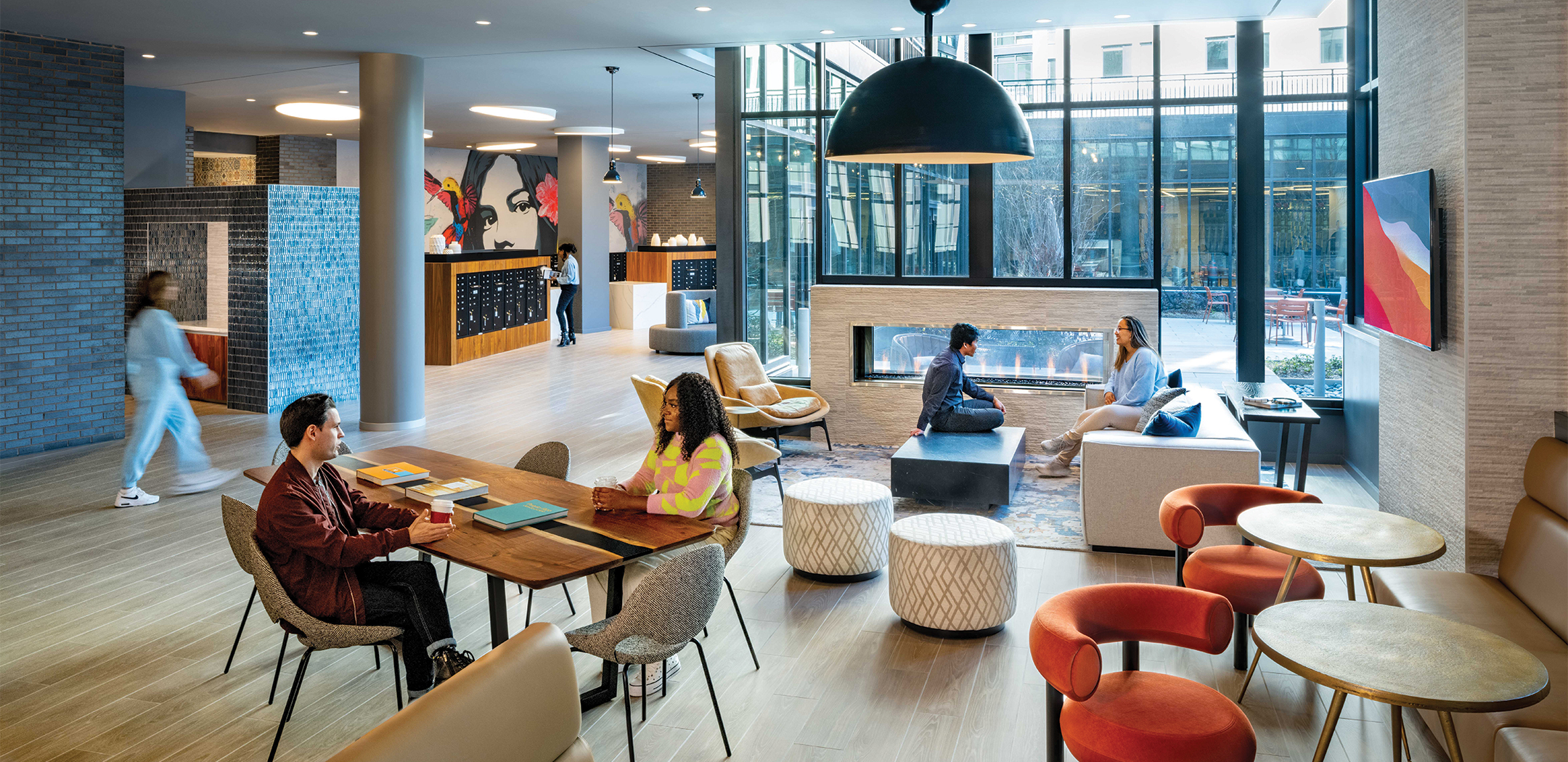 Cielo lobby lounge