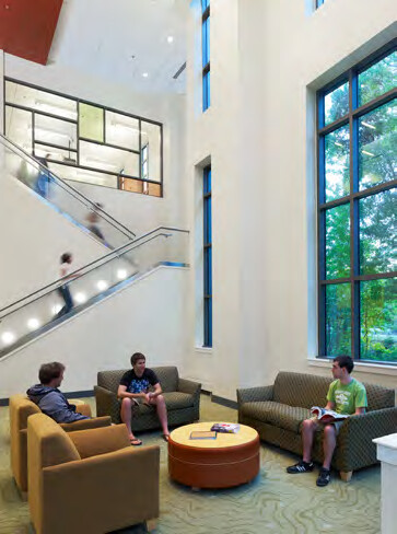 Oakland Hall lounge